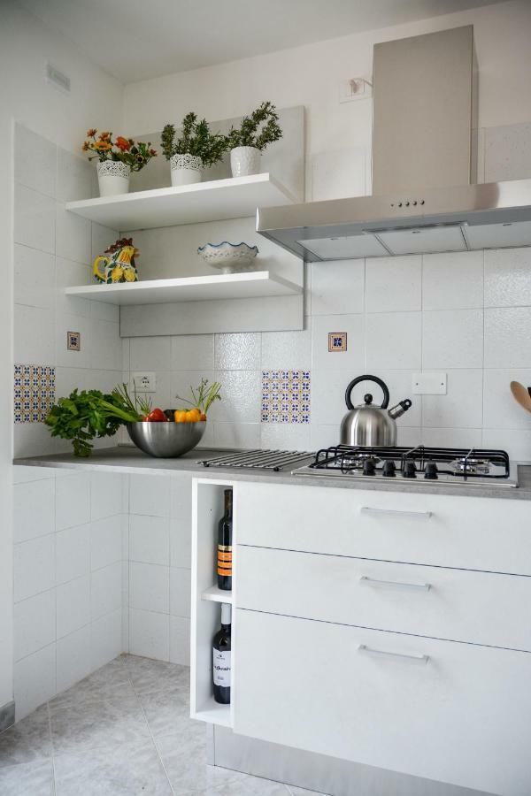 Appartement Casa Pomelia à Castellammare del Golfo Extérieur photo